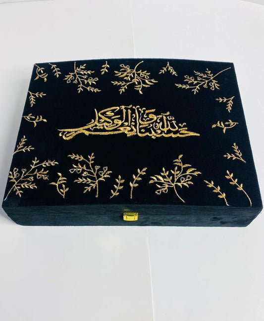 Luxurious embroidery bridal gift set with beautiful tabseeh and ittar
